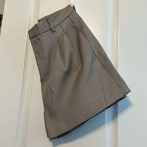 Pleaded high waisted suit pants